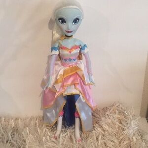 Disney Exclusive doll Carousel Carrie 12 “